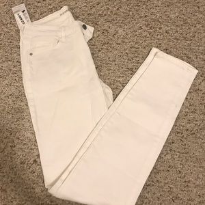 white old navy rockstar jeans